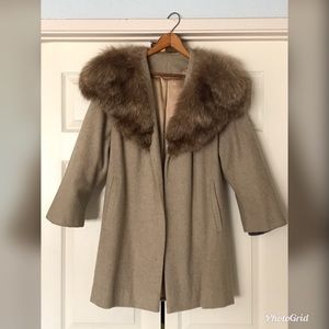 Vintage Women’s Mink Collar Wool Coat.